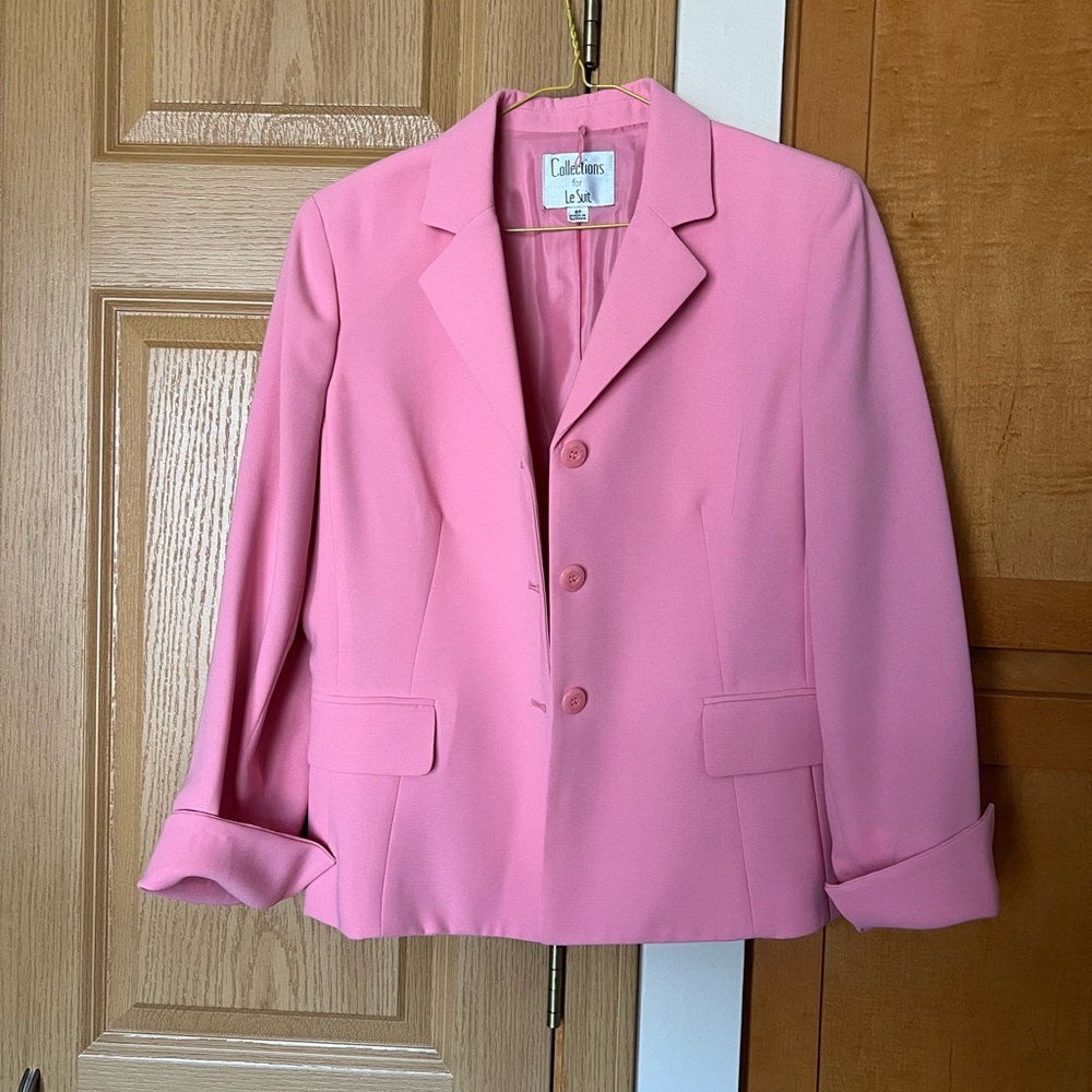 Collection for Le Suit size 8P like new